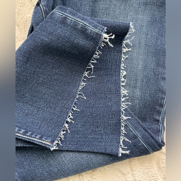 BNWOT Kick Fit High Rise Medium Wash Jeans - Picture 4 of 8